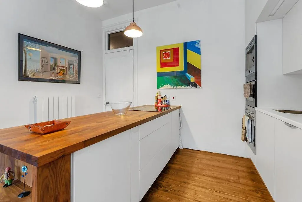 Guestready - Lovely Home Near Leith Walk Edinburgh 0*,